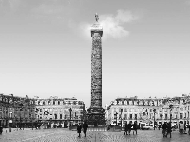 POLITICAL TRACES,2014